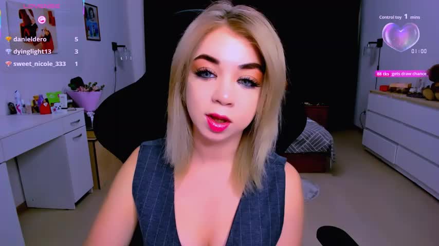 littleSiyfairy Live Sex December 13, 2025