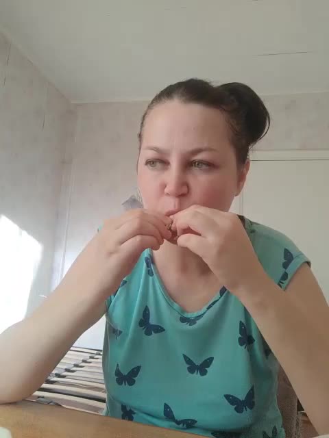 -VeryVery- Live Sex December 17, 2025