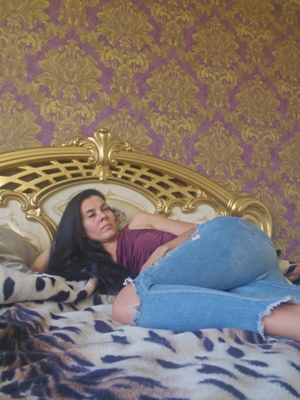 -France- Live Sex December 13, 2025