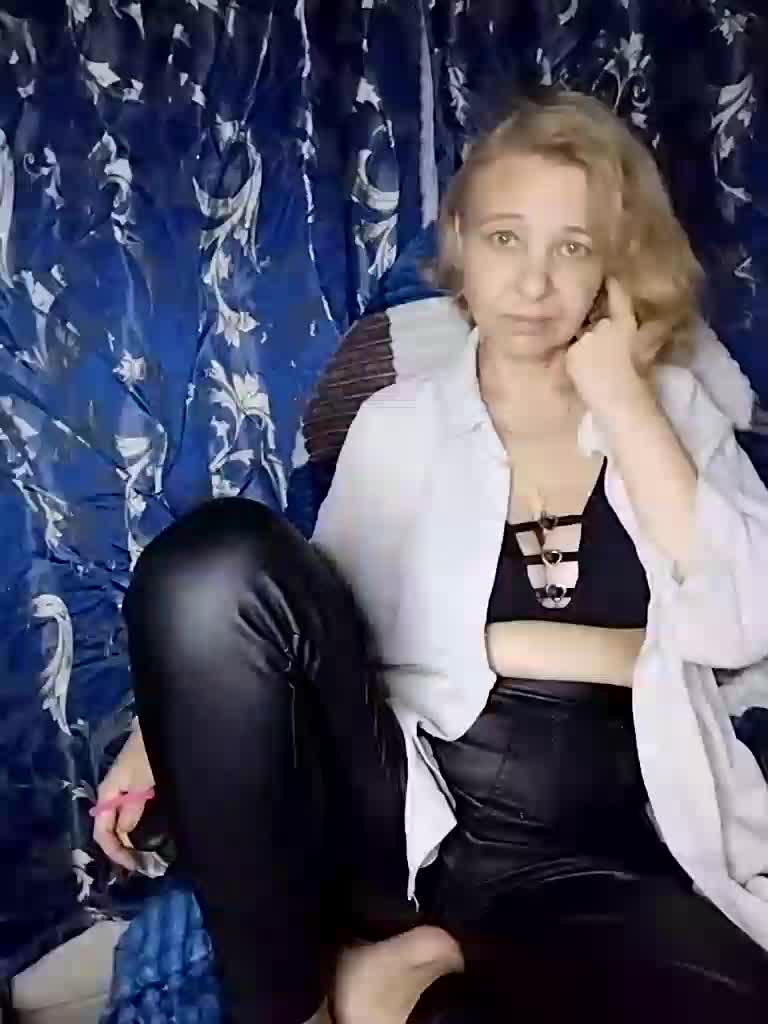 AsyaLorna Live Sex December 13, 2025