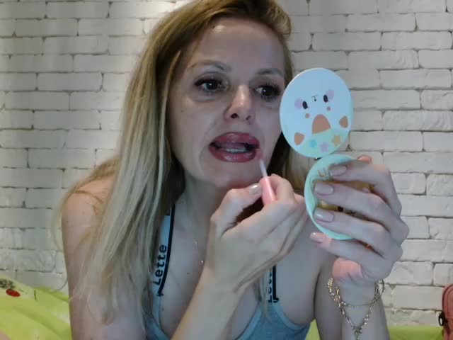 AngelAlone Live Sex December 19, 2025