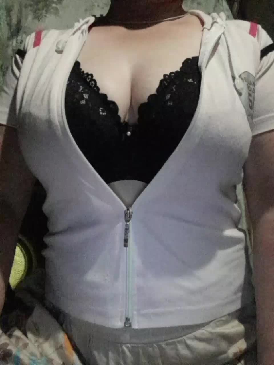 Iriska2025 Live Sex December 13, 2025