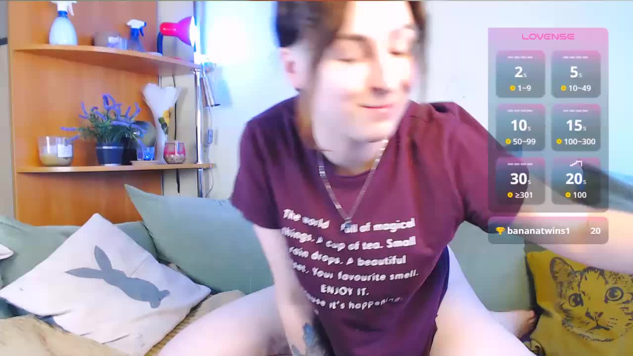 Caroline1995 Live Sex December 18, 2025