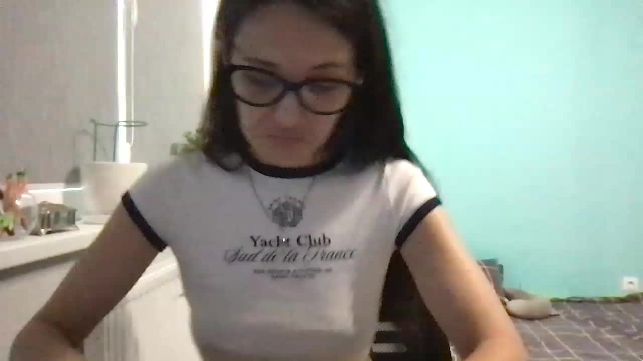 MilaBi-192569 Live Sex December 14, 2025