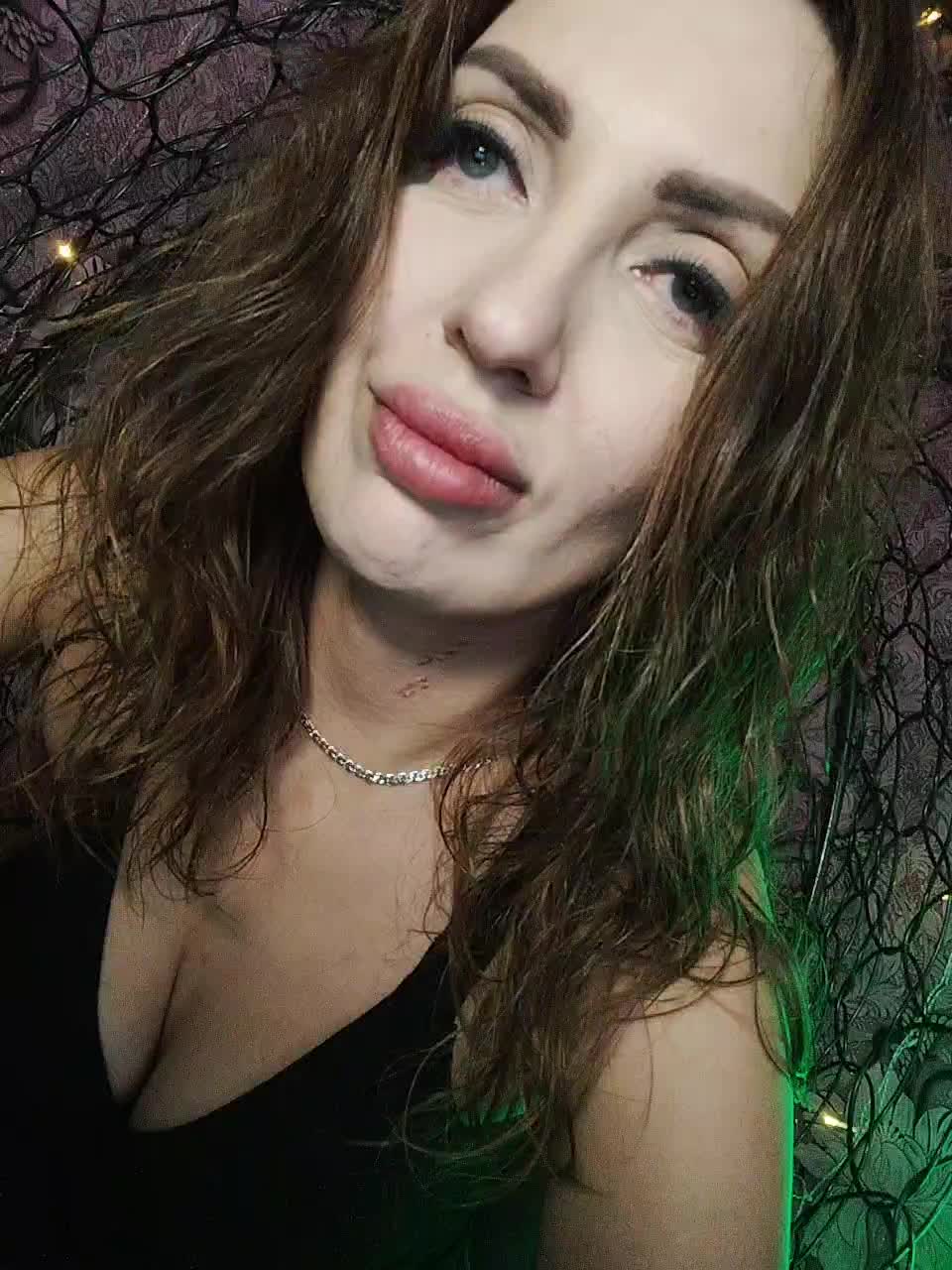 SexyKitty75-1 Live Sex December 19, 2025