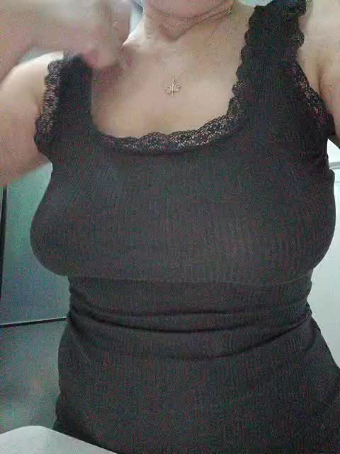 Tata42 Live Sex December 17, 2025