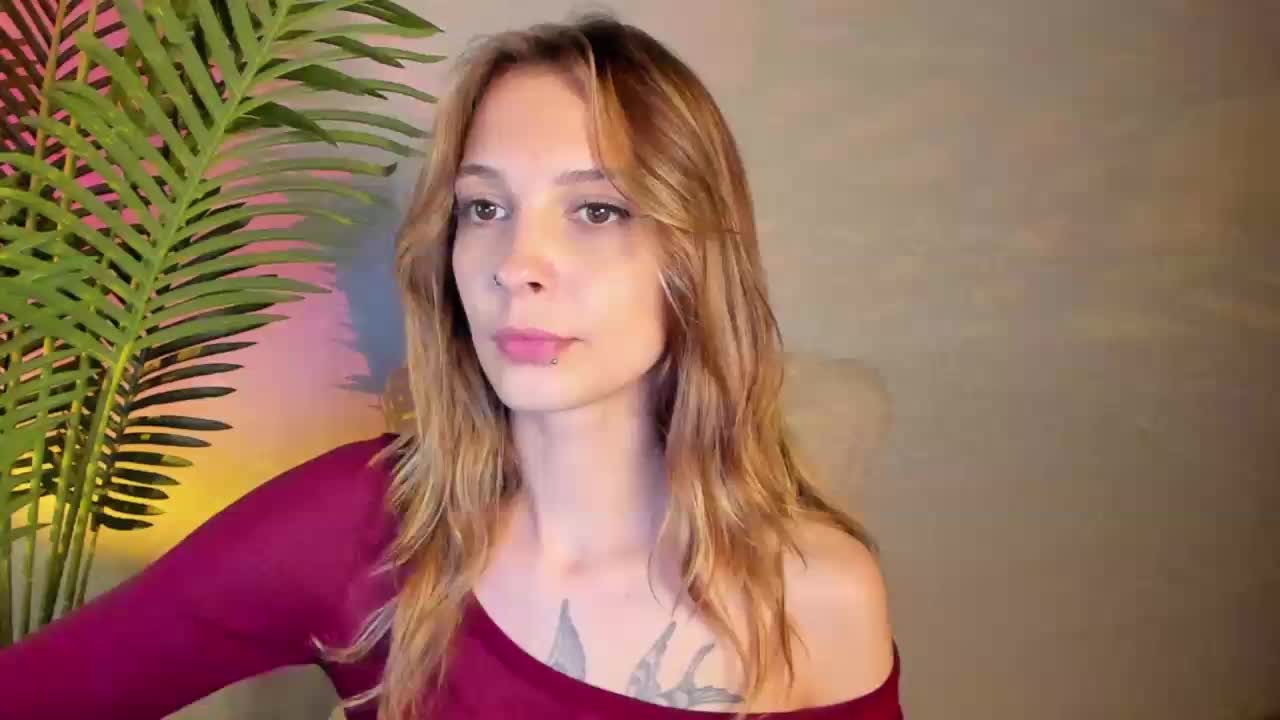 Maribett Live Sex December 15, 2025
