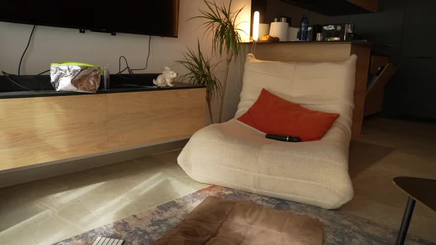 ibiddi Live Sex December 18, 2025