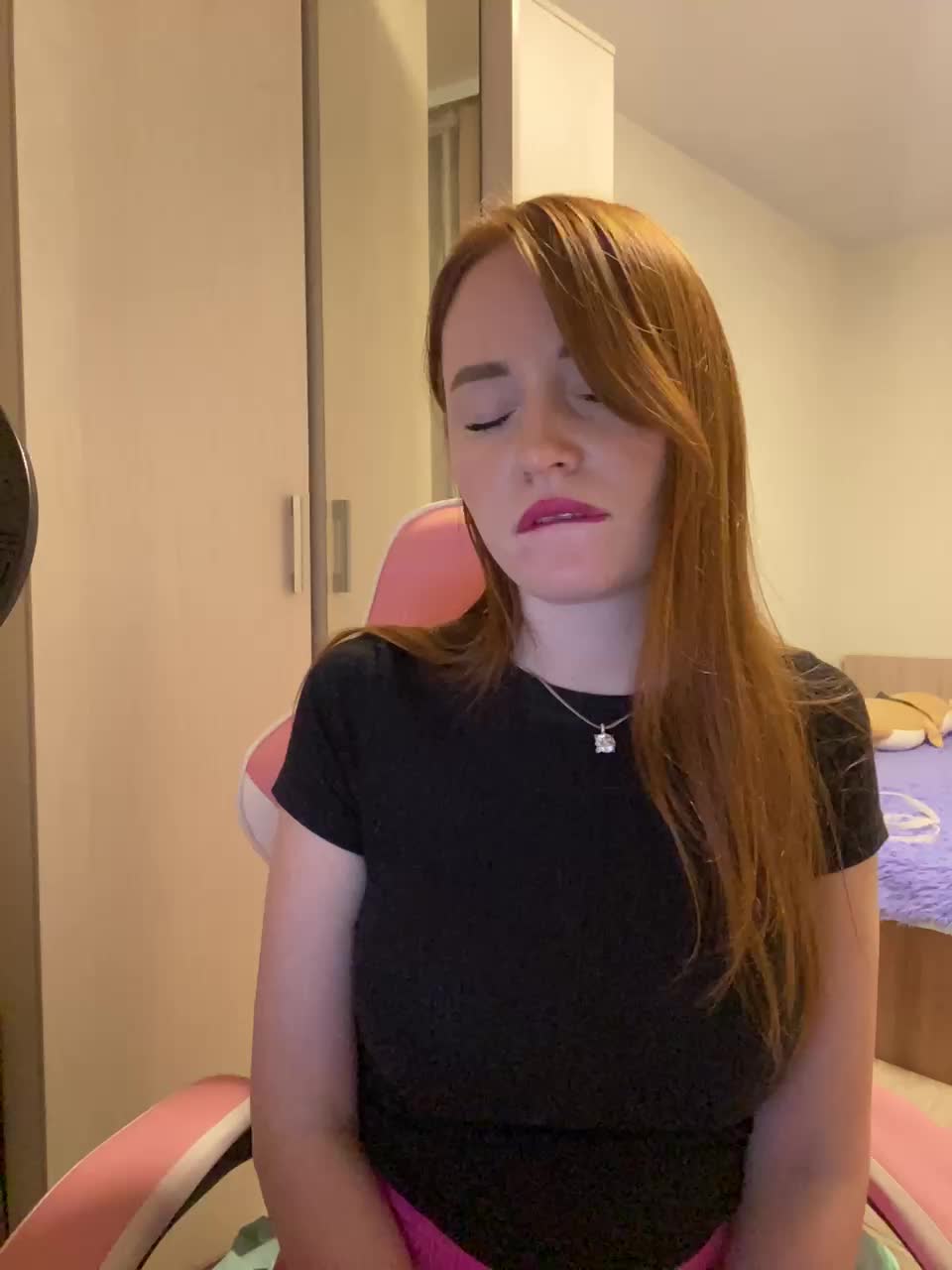 Lisichkina Live Sex December 13, 2025