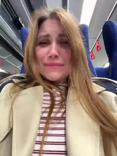 Girls-Leia Live Sex December 12, 2025