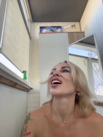 Hotnessi Live Sex December 13, 2025