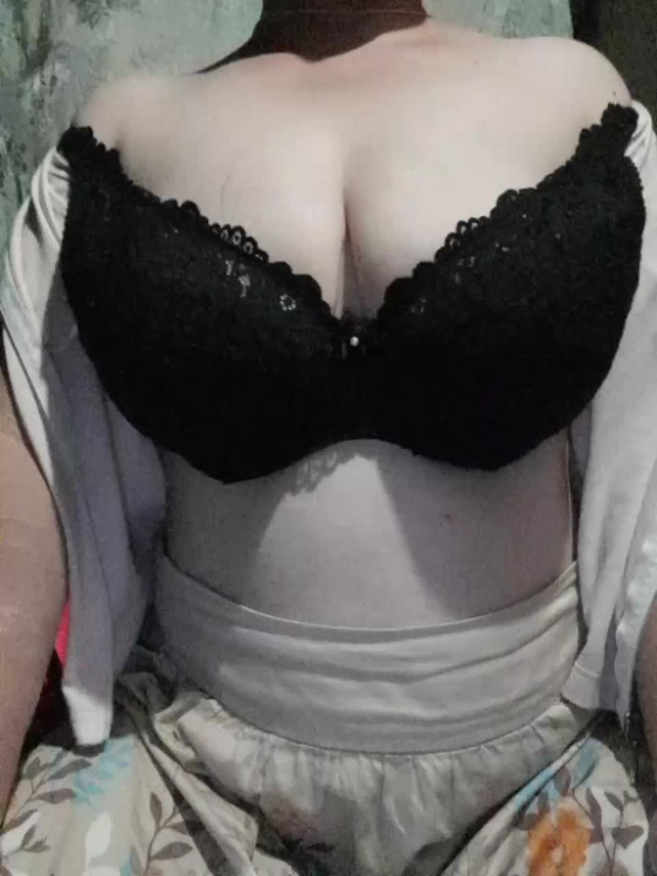 Iriska2025 Live Sex December 13, 2025