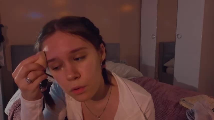 Mia_Luw Live Sex December 15, 2025