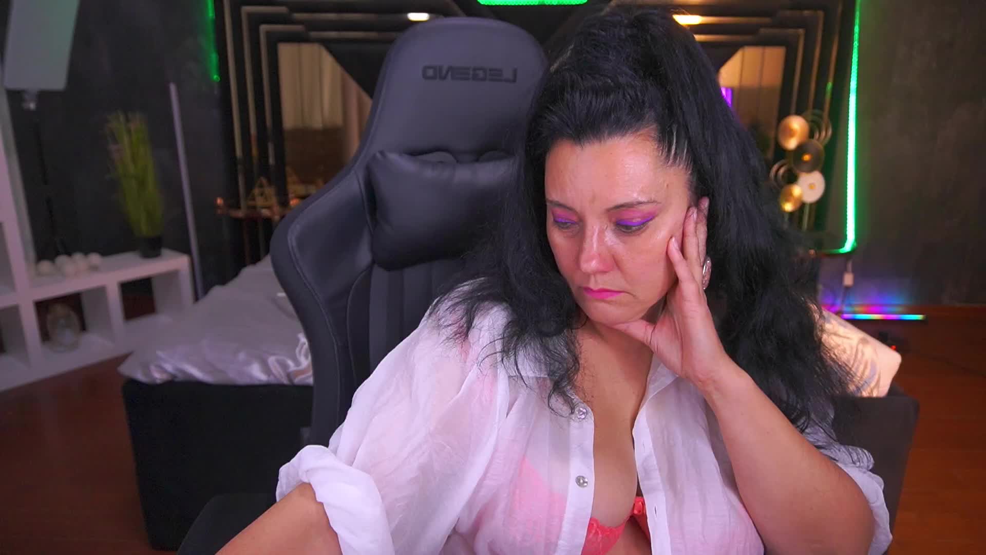 ValeryRosseee Live Sex December 15, 2025