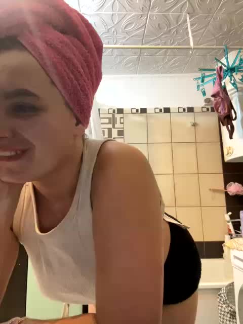 Anastasia2017 Live Sex December 14, 2025