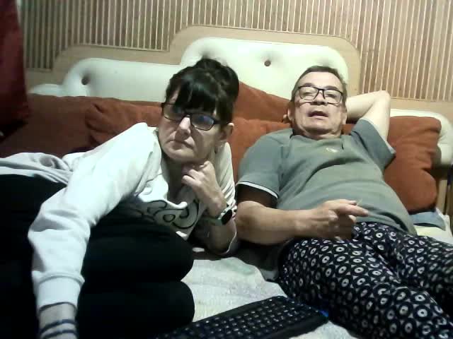 coupleofcoolx Live Sex December 15, 2025