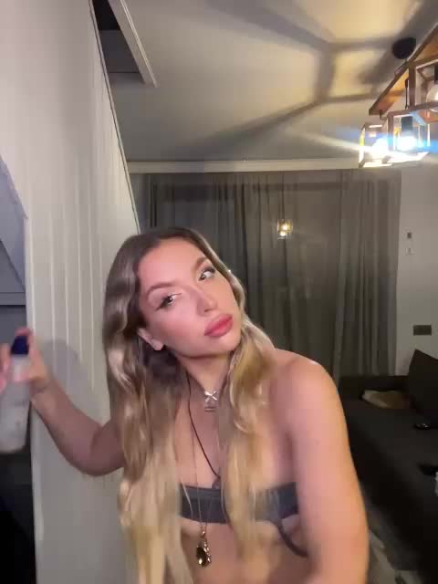 MistressX555 Live Sex December 18, 2025