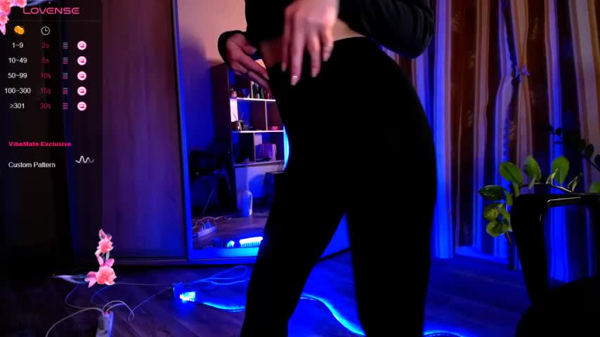 Laura_Bess Live Sex December 13, 2025