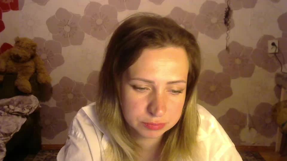 Queen_Daenerys Live Sex December 13, 2025