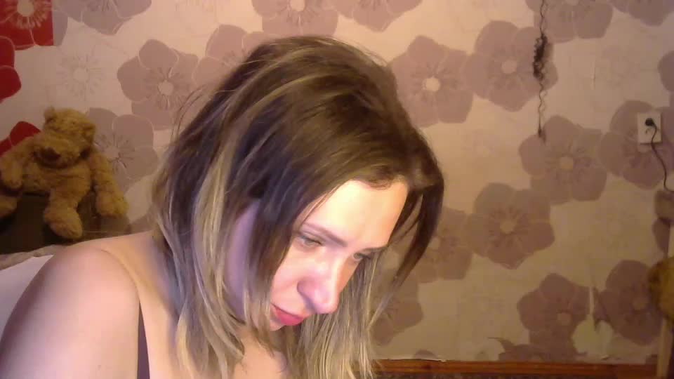 Queen_Daenerys Live Sex December 13, 2025