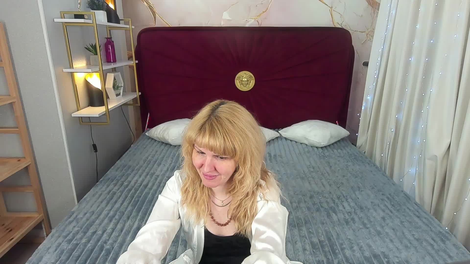 NatalyChanel Live Sex December 13, 2025