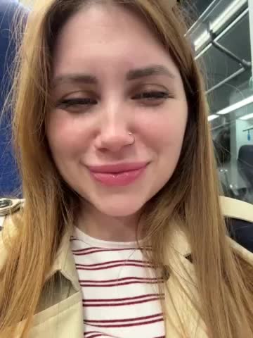 Girls-Leia Live Sex December 12, 2025