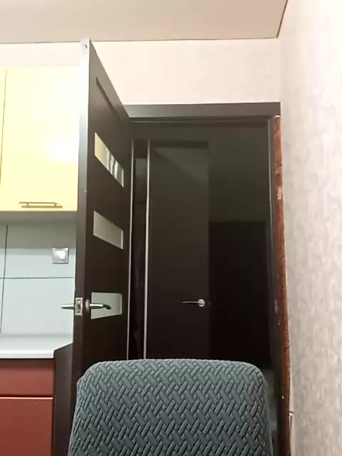 blondy_girl1499 Live Sex December 13, 2025