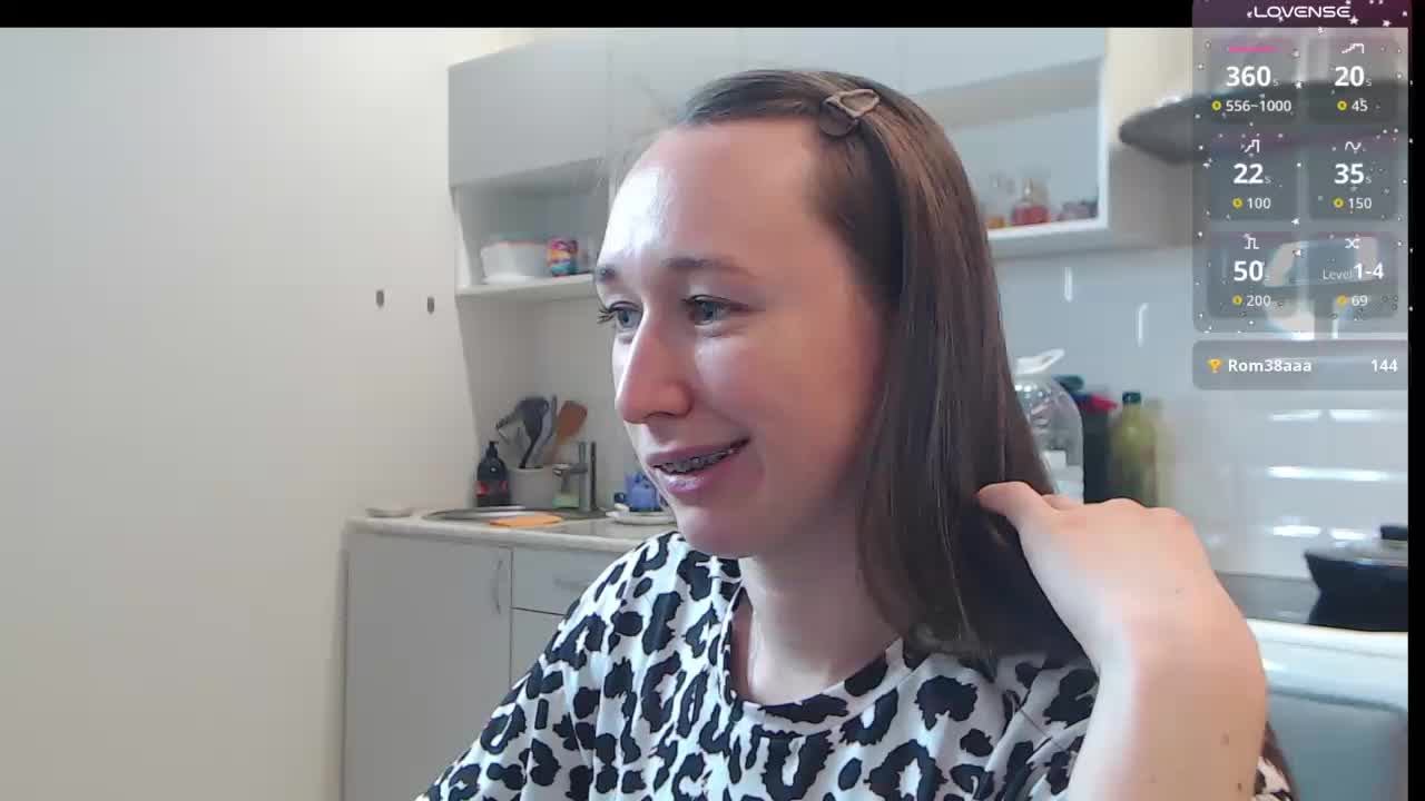 --MODEL--1 Live Sex December 19, 2025