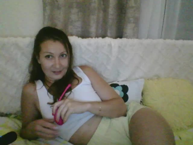 Yuliya333 Live Sex December 17, 2025