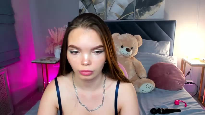 Curvy_Dynamite_ Live Sex December 15, 2025