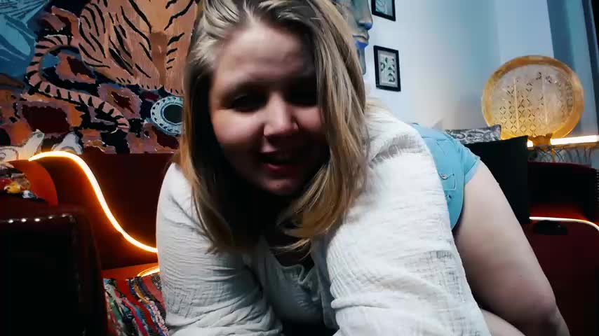 SladaDell Live Sex December 19, 2025