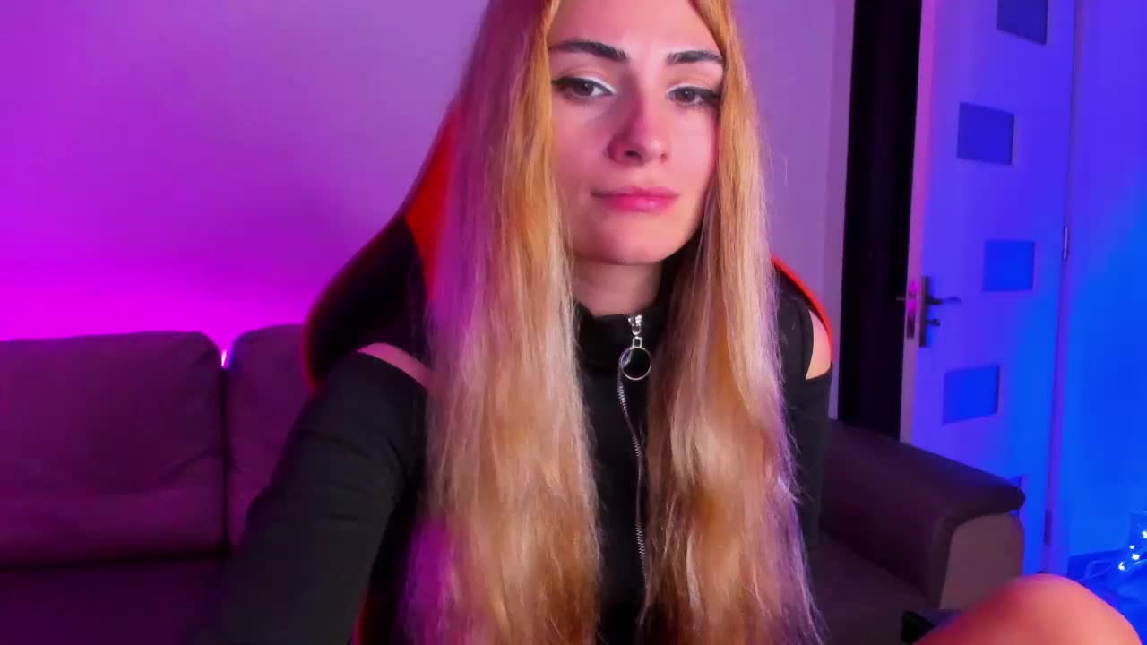 Lynx Live Sex December 14, 2025