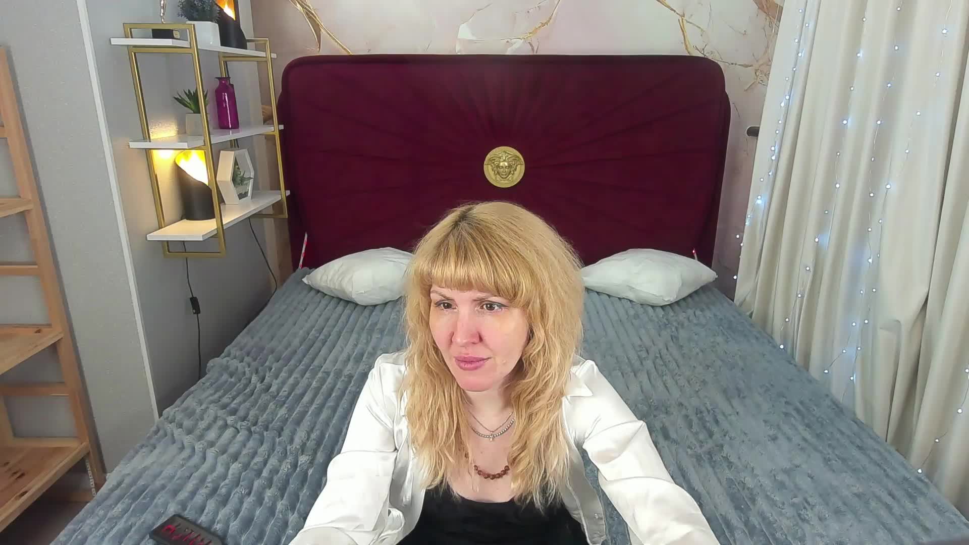 NatalyChanel Live Sex December 13, 2025