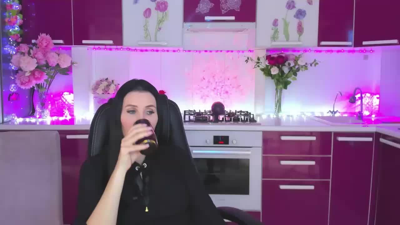 Olivija2020 Live Sex December 17, 2025