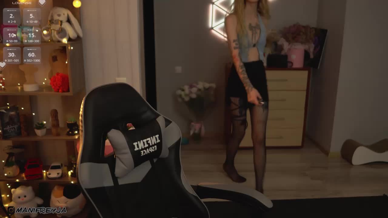 ManiFreyja Live Sex December 18, 2025