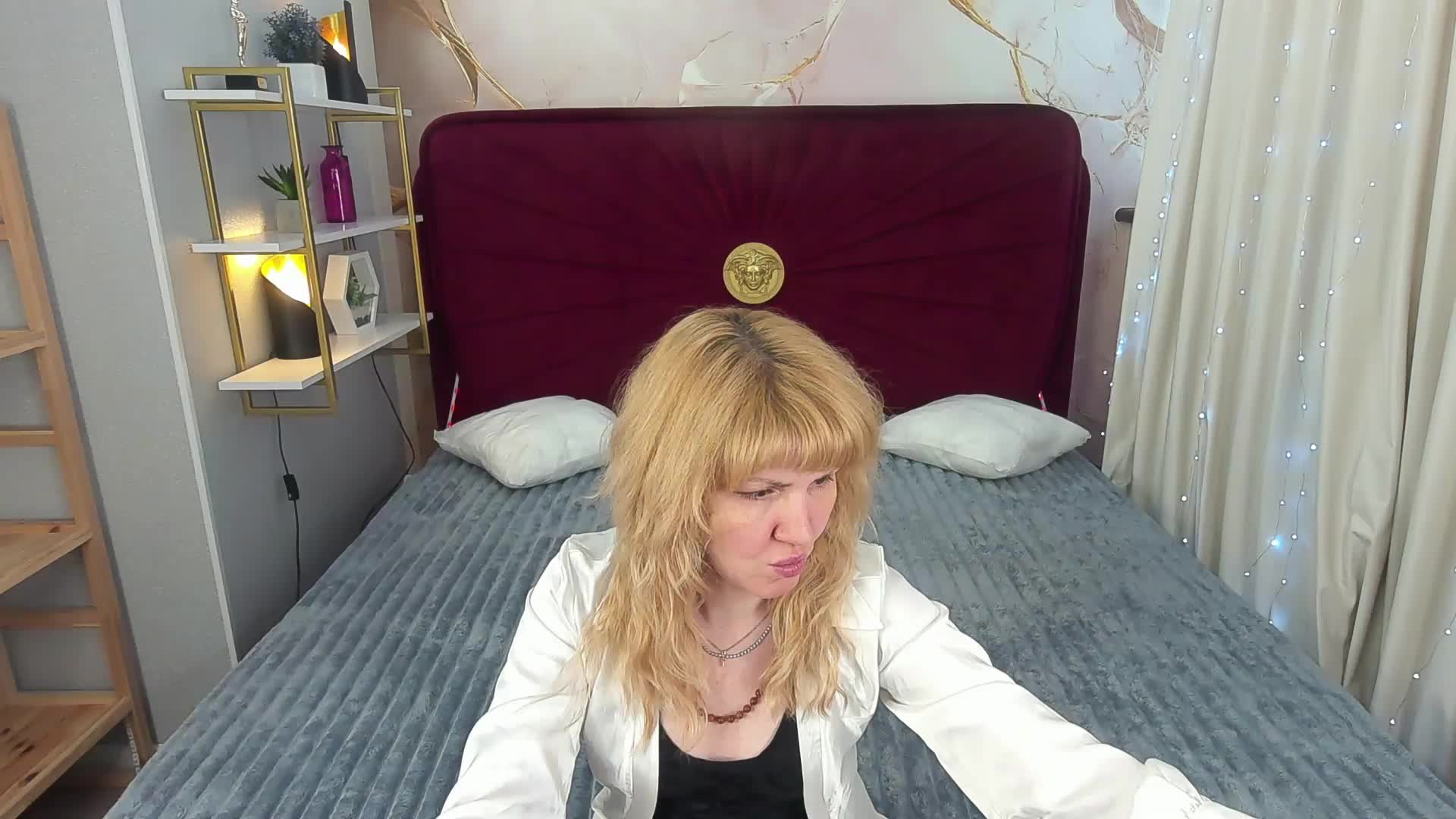 NatalyChanel Live Sex December 13, 2025