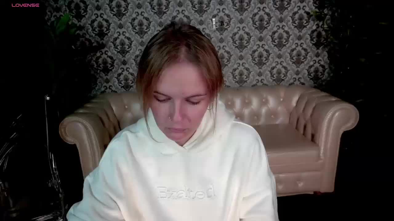 MaribelRiver Live Sex December 17, 2025