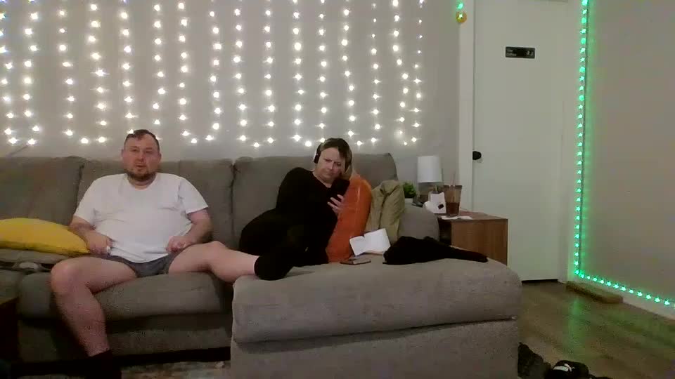 victoriaandjesse Live Sex December 18, 2025