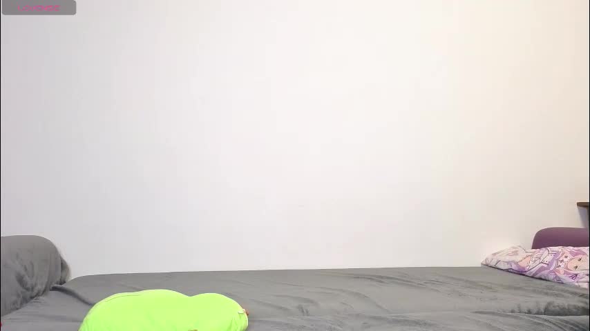 emily_and_ilumi Live Sex December 18, 2025