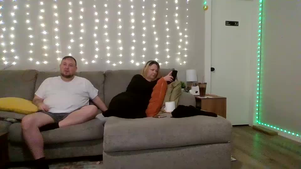 victoriaandjesse Live Sex December 18, 2025