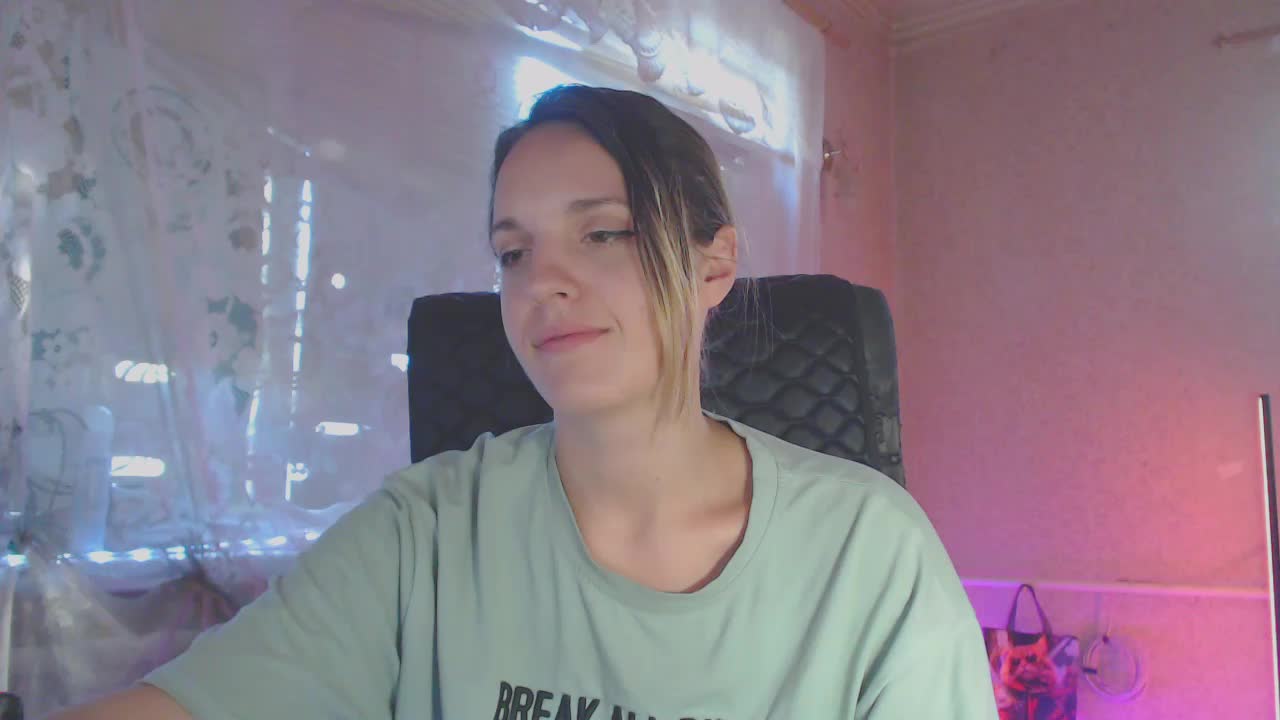 Babymuro4ka Live Sex December 17, 2025