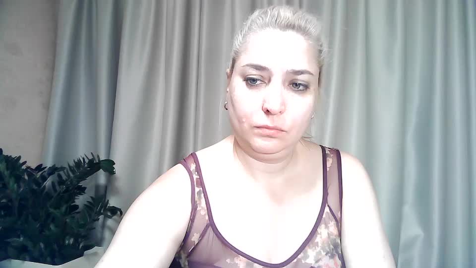 KickaIricka Live Sex December 14, 2025