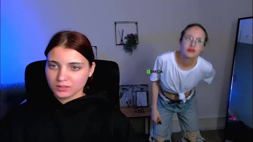 mona_cloud Live Sex December 14, 2025