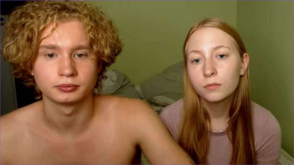 lessyxjhony Live Sex December 13, 2025