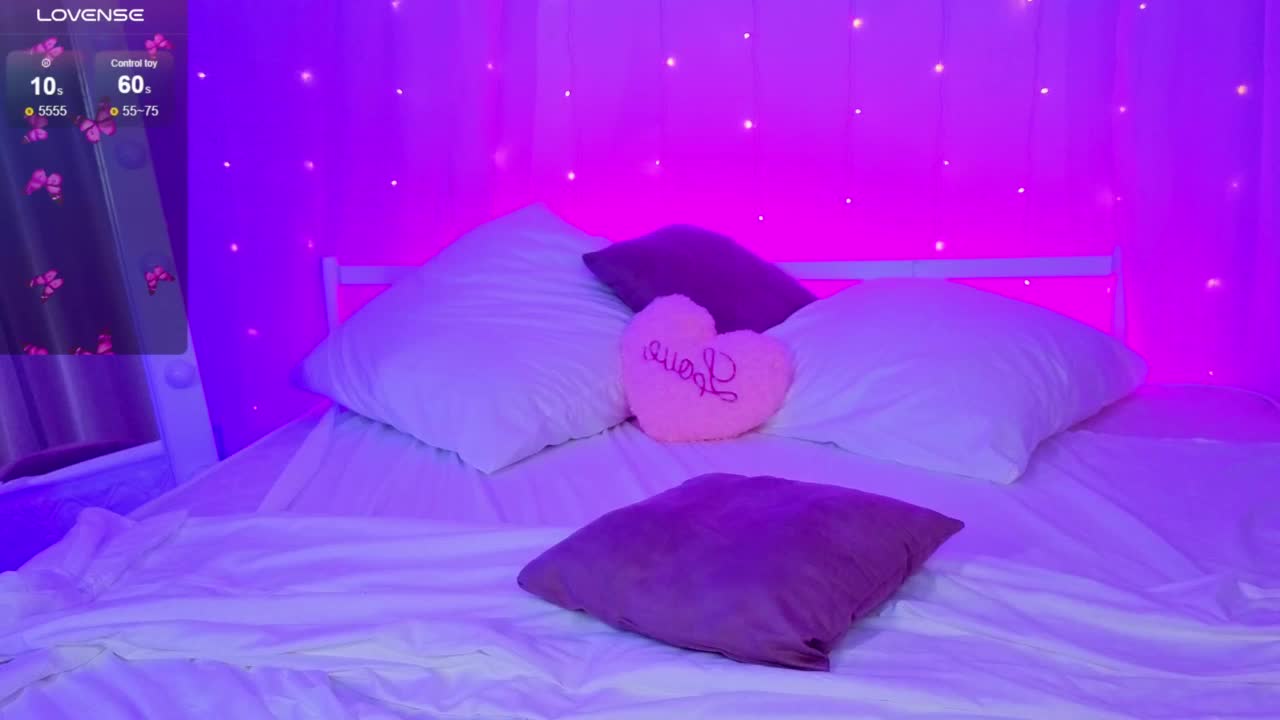 CoralineJones Live Sex December 19, 2025