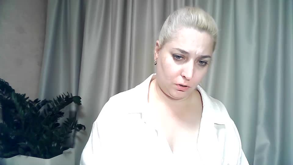 KickaIricka Live Sex December 14, 2025