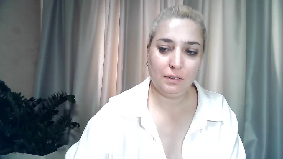 KickaIricka Live Sex December 14, 2025