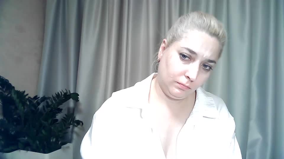 KickaIricka Live Sex December 14, 2025