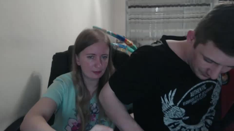 jenisandpeter Live Sex December 20, 2025