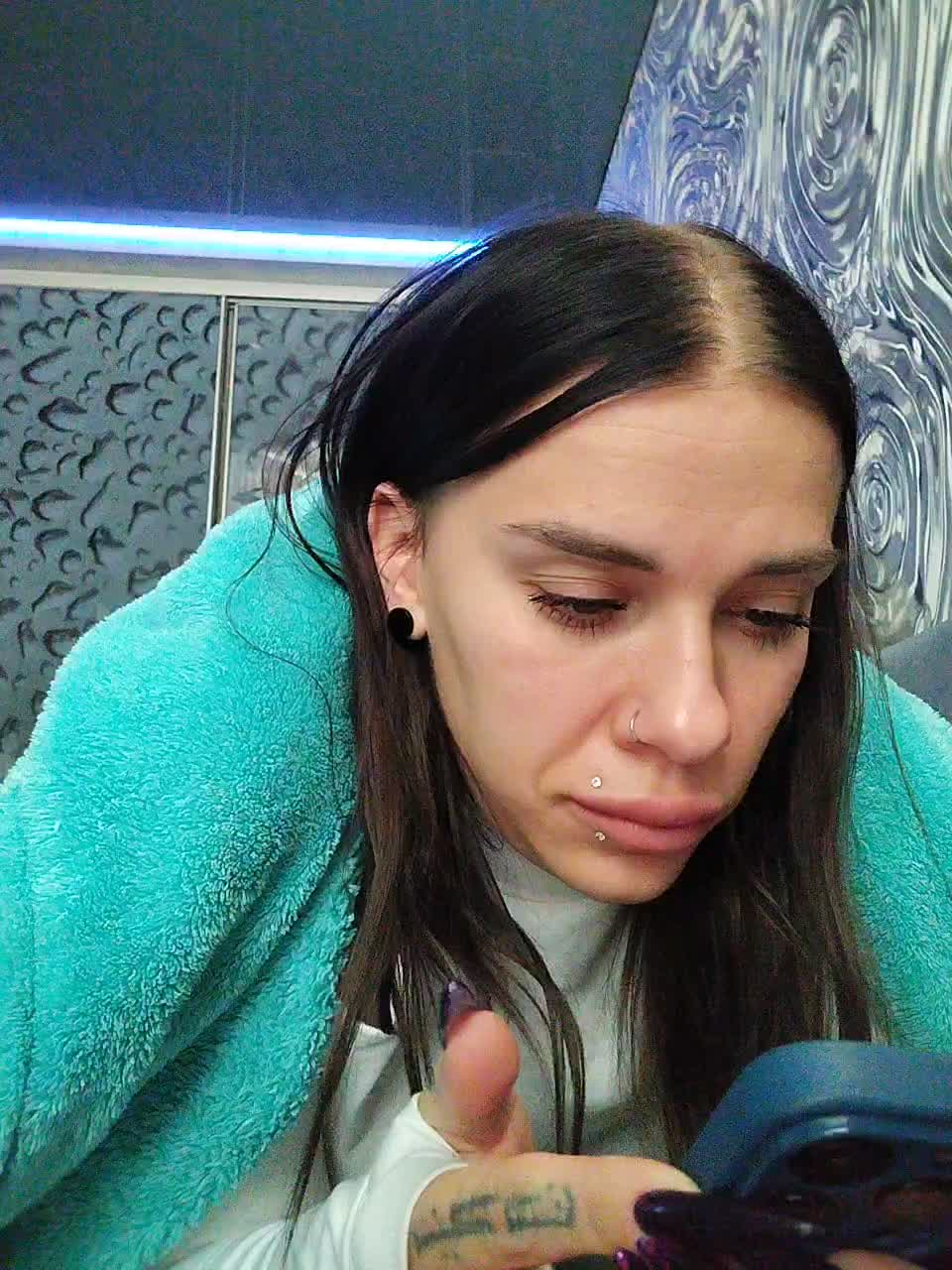 deva_maria Live Sex December 17, 2025